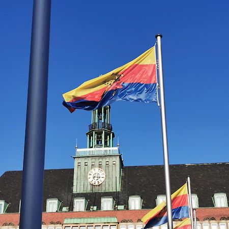 Up Wuljke19 Neu Renovierte Unterkunft Inkl.Pkw Stellplatz Emden Exterior foto